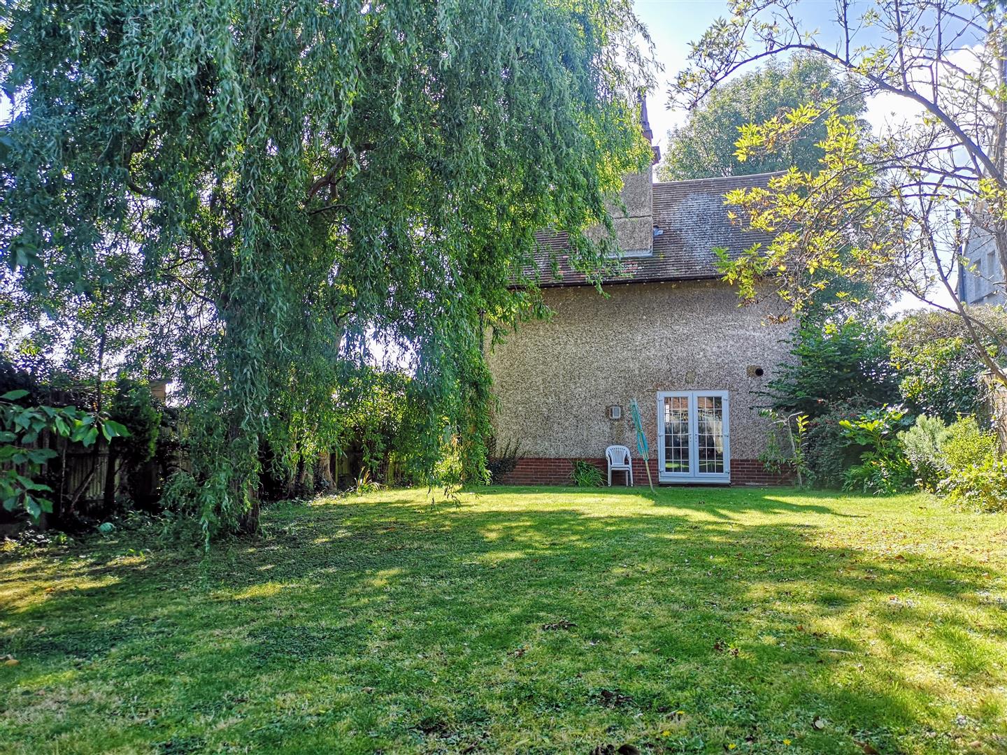 Property Details for Brodrick Road Eastbourne East Sussex BN22 9RB